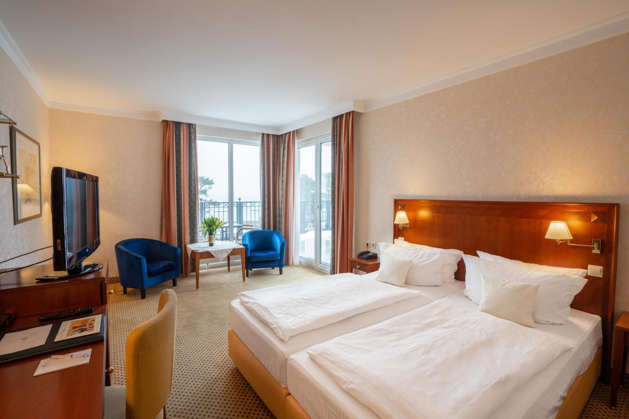 Grand Hotel Binz Dış mekan fotoğraf A typical hotel room